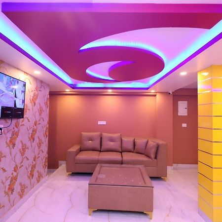 Jupiter Plaza Delhi Airport Hotell New Delhi Eksteriør bilde