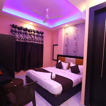 Jupiter Plaza Delhi Airport Hotell New Delhi Eksteriør bilde