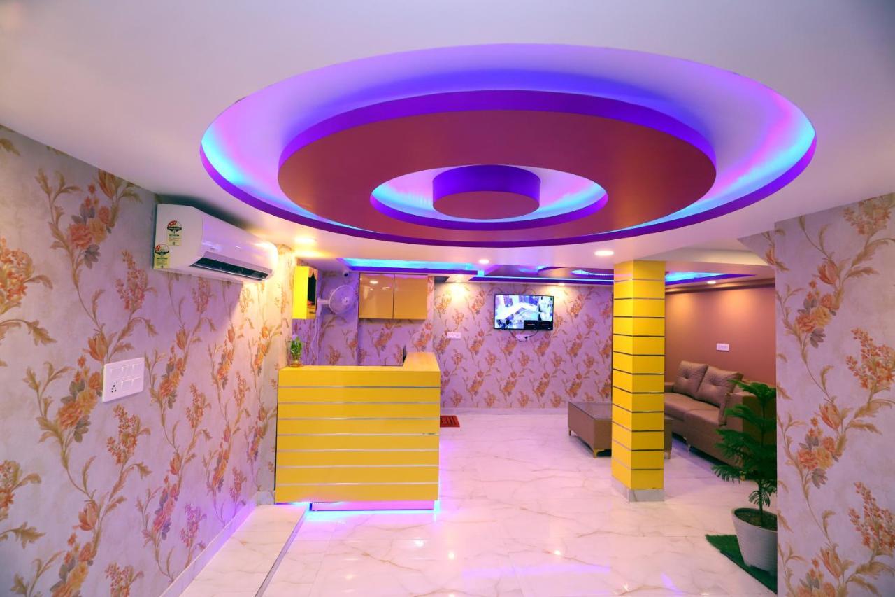 Jupiter Plaza Delhi Airport Hotell New Delhi Eksteriør bilde
