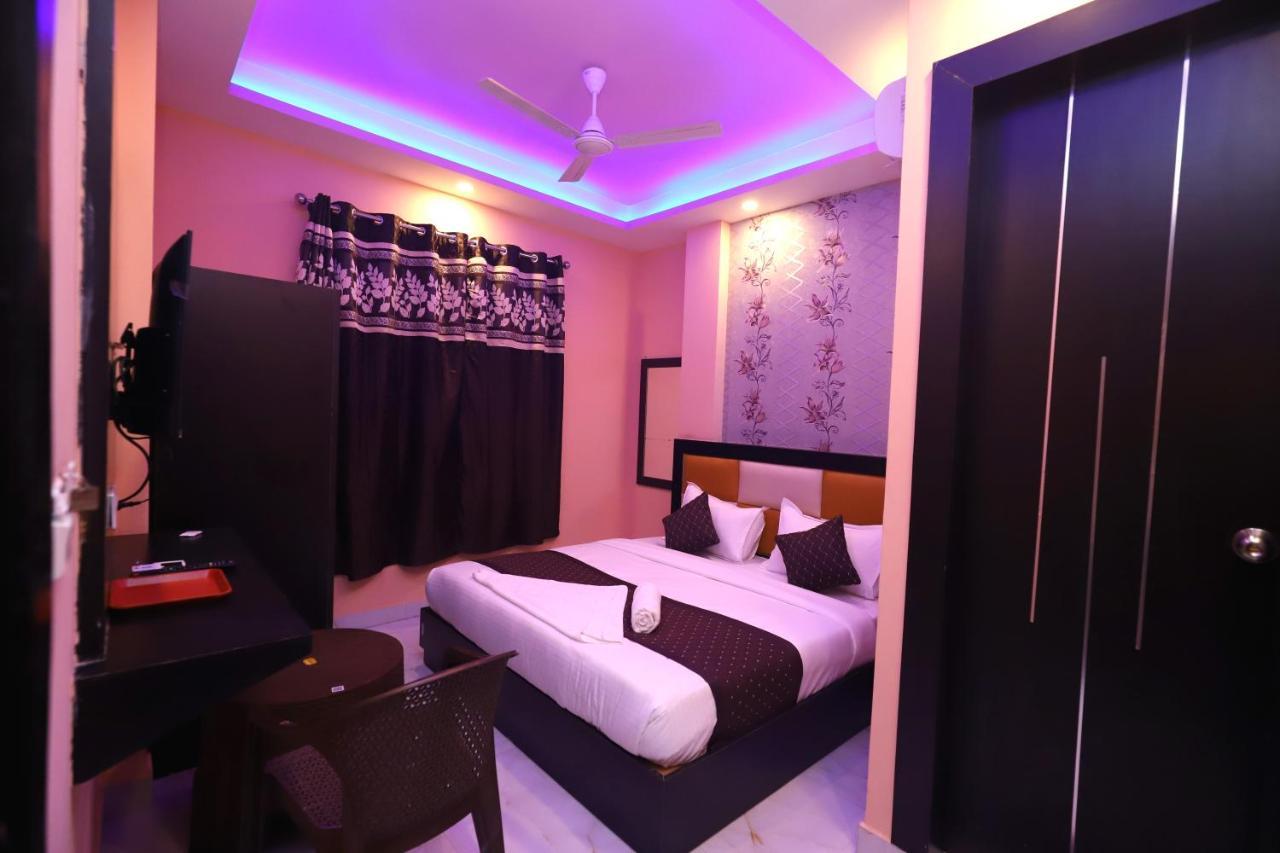 Jupiter Plaza Delhi Airport Hotell New Delhi Eksteriør bilde