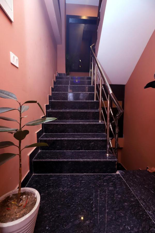 Jupiter Plaza Delhi Airport Hotell New Delhi Eksteriør bilde