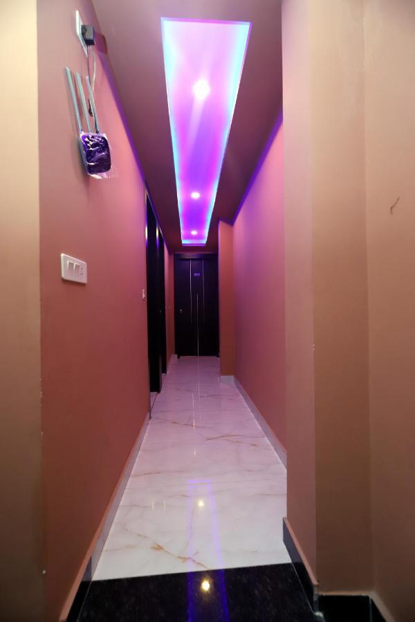 Jupiter Plaza Delhi Airport Hotell New Delhi Eksteriør bilde