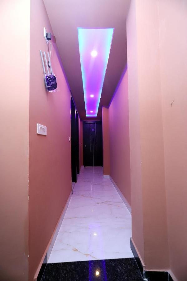 Jupiter Plaza Delhi Airport Hotell New Delhi Eksteriør bilde